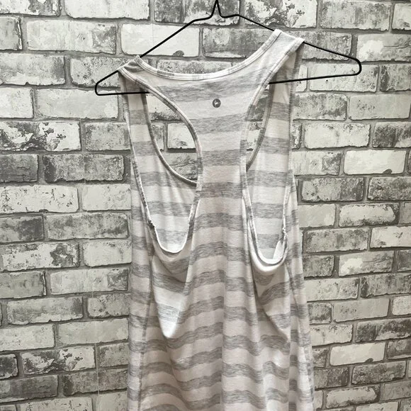 Danskin Racerback Tank Top - Picture 3 of 4